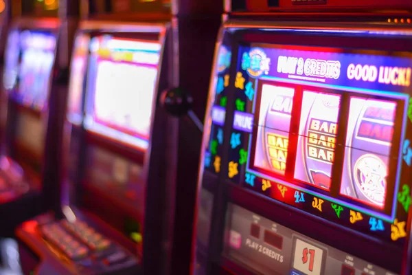 212 slot featured game showcase